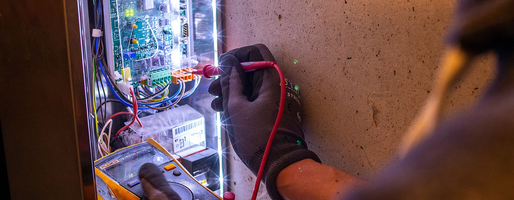 Intervention &eacute;lectrique sur bateau