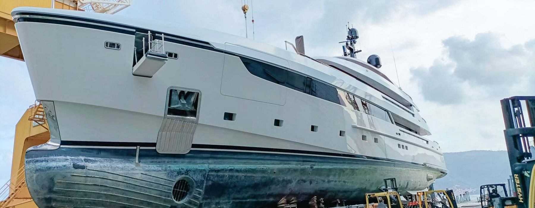 Yacht en maintenance m&eacute;canique